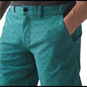 Lululemon | Commission Shorts